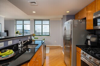 414 Water St, Unit 1502 in Baltimore, MD - Building Photo - Building Photo