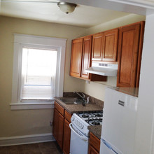 Woodland Apartments in Drexel Hill, PA - Building Photo - Building Photo