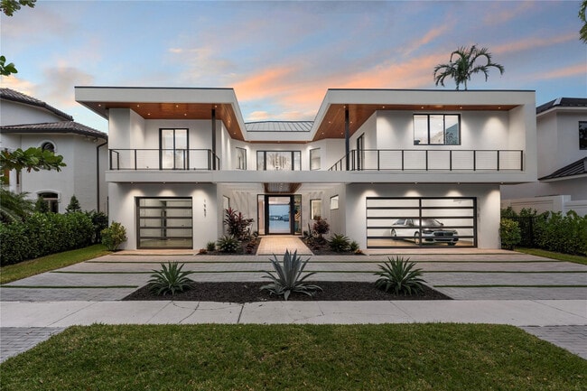 1957 Harbourview Dr in Fort Lauderdale, FL - Building Photo - Building Photo