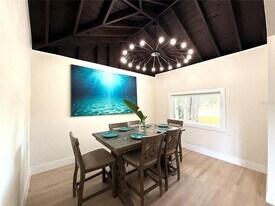 400 38th Ave NE in St. Petersburg, FL - Building Photo