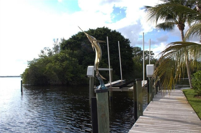 2744 Howard Creek Ln in Stuart, FL - Building Photo - Building Photo