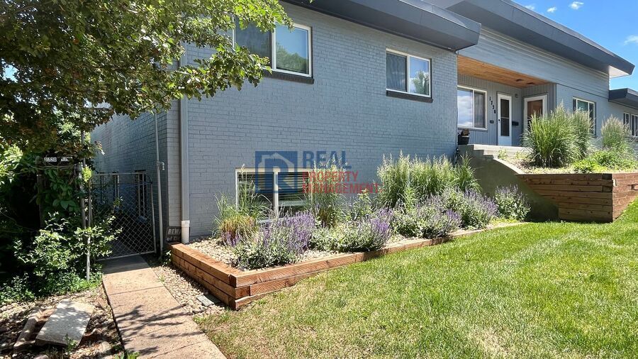 1720 S Cook St in Denver, CO - Building Photo
