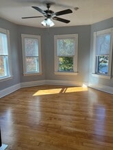 28 Paine St, Unit 2 R in Worcester, MA - Building Photo - Building Photo