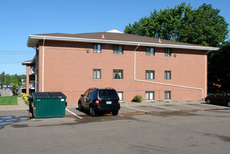 1144 Dionne St in Roseville, MN - Building Photo - Building Photo