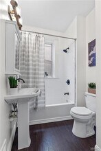 6445 S Kingshighway Blvd in St. Louis, MO - Building Photo - Building Photo