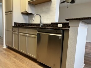 7925 Preserve Cir, Unit 326 in Naples, FL - Building Photo - Building Photo
