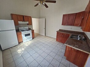 3305 Palmyra St in New Orleans, LA - Foto de edificio - Building Photo