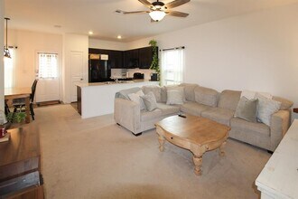 2307 Red Sky Dr in Lockhart, TX - Building Photo - Building Photo