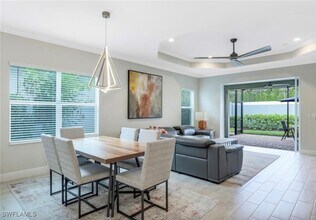 2313 Ariane Dr in Naples, FL - Building Photo - Building Photo