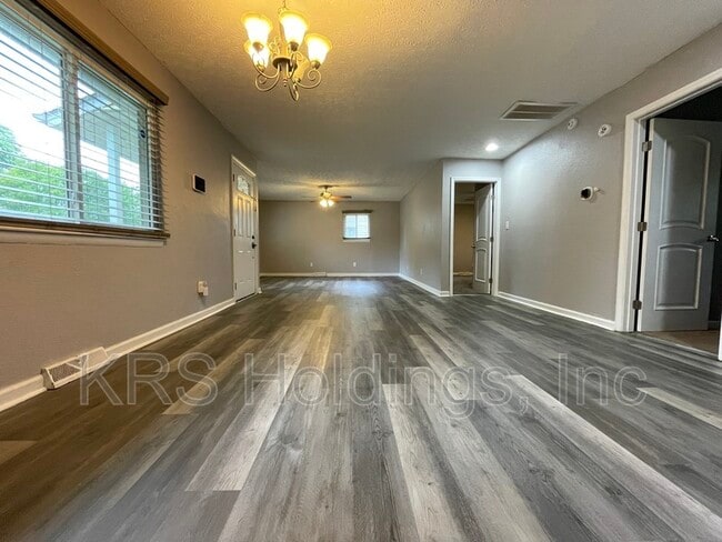 9 Kingslee Ln in Hampton, VA - Building Photo - Building Photo