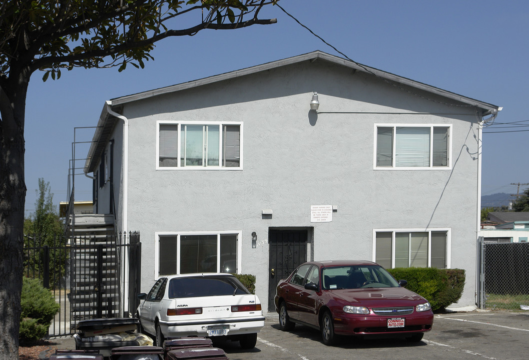 1139 90th Ave in Oakland, CA - Building Photo