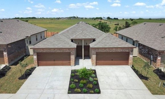227 Ragsdale Way in New Braunfels, TX - Building Photo