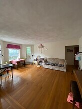 313 Tappan St, Unit 3 in Brookline, MA - Building Photo - Building Photo