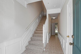 3168 Bayshore Oaks Dr in Tampa, FL - Building Photo - Building Photo