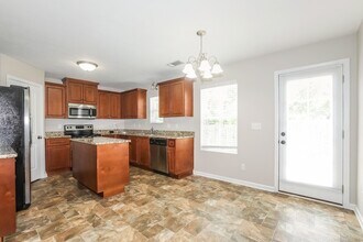 2128 Grv Lndg Wy in Grovetown, GA - Building Photo - Building Photo