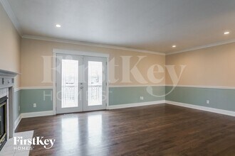 810 York Dr in Belton, MO - Building Photo - Building Photo