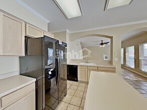 4103 Chiselhurst in San Antonio, TX - Building Photo - Building Photo