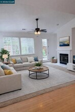 350 Caroni St in Walnut Creek, CA - Building Photo - Building Photo