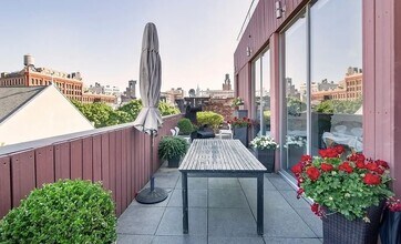 31 Prince St in New York, NY - Building Photo - Building Photo