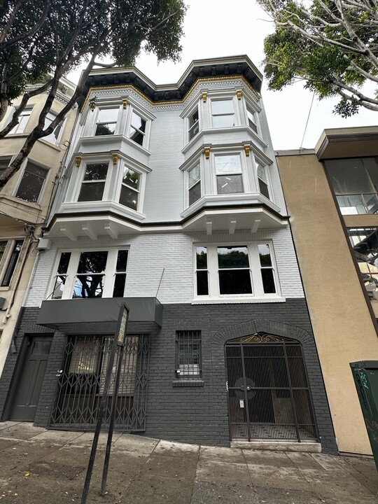 1555 Hyde St in San Francisco, CA - Building Photo