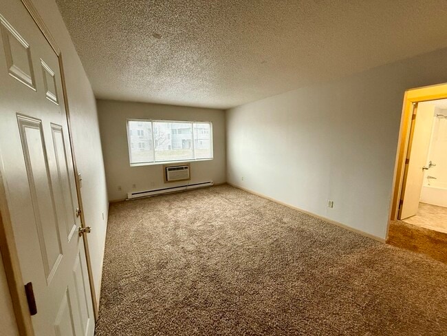 110 Harbet Ave NW in Cedar Rapids, IA - Building Photo - Building Photo