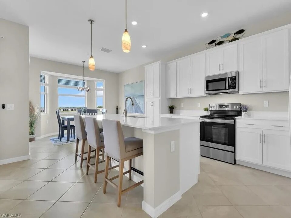 5651 Double Eagle Cir, Unit 4342 in Ave Maria, FL - Building Photo