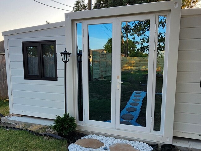 205 E Nakoma, Unit Suite Petite "A"