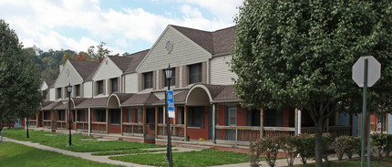 1214 Market St in McKeesport, PA - Building Photo - Building Photo