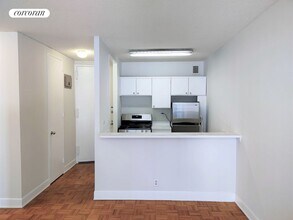 5 E 22nd St in New York, NY - Building Photo - Building Photo