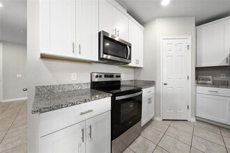 2043 Harebell Ln in Ocoee, FL - Building Photo - Building Photo