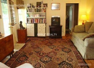 15 Hawthorne Dr in Durham, NC - Building Photo - Building Photo