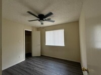 10918 Jutland Rd in Houston, TX - Building Photo - Building Photo