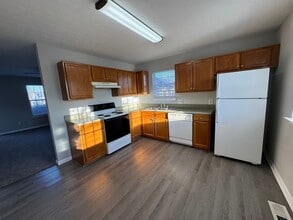 416 Lincoln Ct in Bowling Green, KY - Building Photo - Building Photo