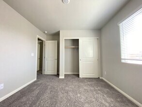 7444 Red Plumeria Ave in Las Vegas, NV - Building Photo - Building Photo