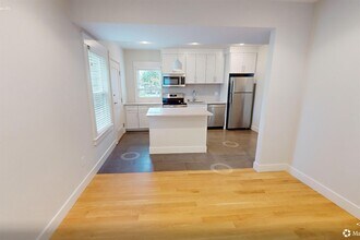 200 Banks St in Cambridge, MA - Building Photo - Building Photo