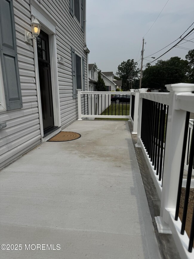 291 Park Ave in Old Bridge, NJ - Building Photo - Building Photo