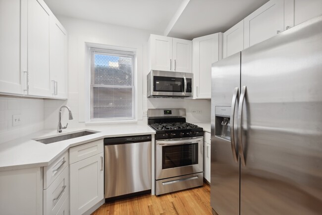 1432 N Maplewood Ave in Chicago, IL - Building Photo - Building Photo
