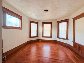 14 Coomes St in Springfield, MA - Building Photo - Building Photo