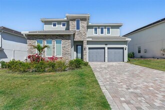 16008 Volterra Point in Montverde, FL - Foto de edificio - Building Photo