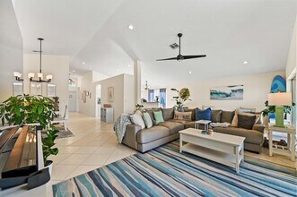 865 SE Westminster Pl in Stuart, FL - Building Photo - Building Photo