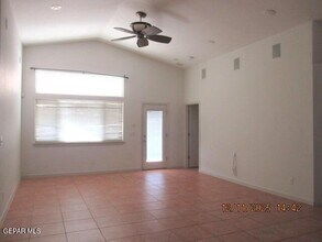 7351 9th St in Canutillo, TX - Building Photo - Building Photo