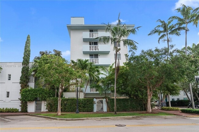 301 Jefferson Ave in Miami Beach, FL - Building Photo - Building Photo