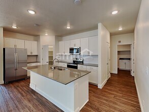 2605 W 3290 S in Syracuse, UT - Building Photo - Building Photo