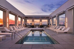 175 2nd St in Jersey City, NJ - Building Photo