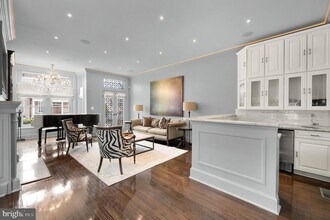 2200 Decatur Pl NW in Washington, DC - Building Photo - Building Photo