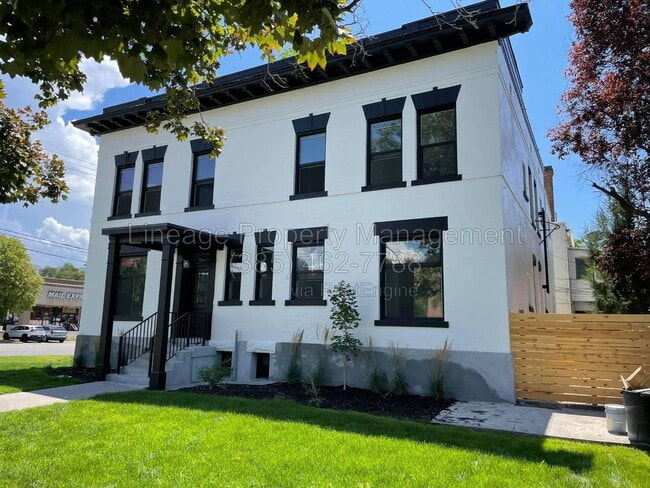 376 E Broadway
