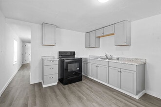 16 Frank Cir in Denison, TX - Building Photo - Building Photo