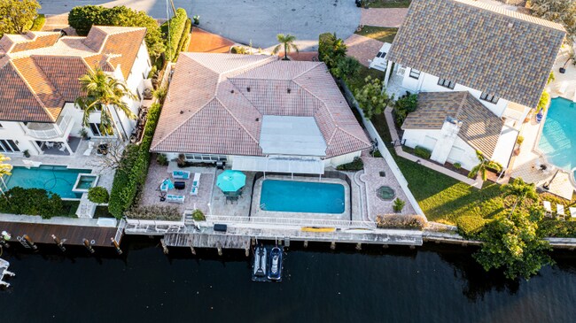3305 NE 37th St in Fort Lauderdale, FL - Building Photo - Building Photo