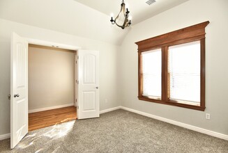 18509 E 46th St in Tulsa, OK - Building Photo - Building Photo