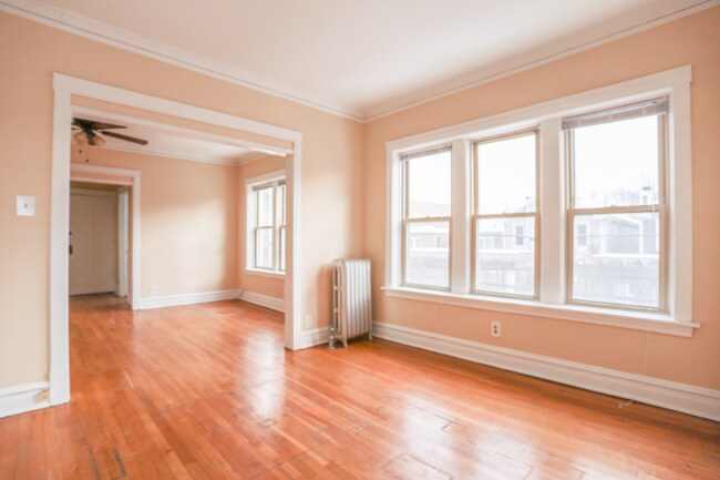 4449 N Damen Ave in Chicago, IL - Building Photo - Building Photo